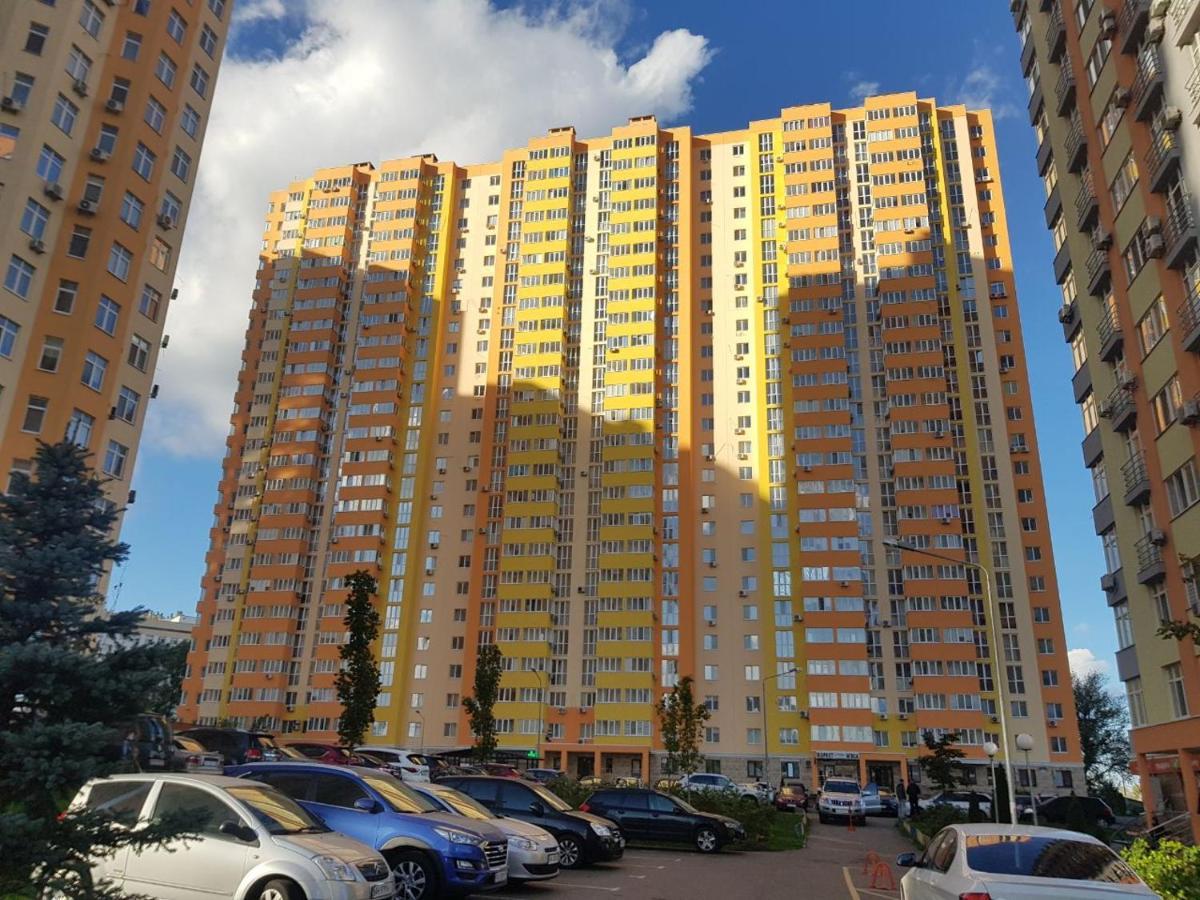 Стильная И Уютная Квартира В Новом Доме На Оболони Kiev Luaran gambar